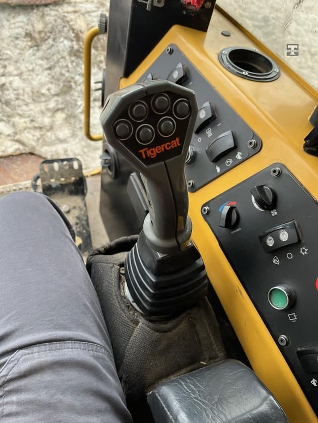 Image of Tigercat LX830C equipment image 3