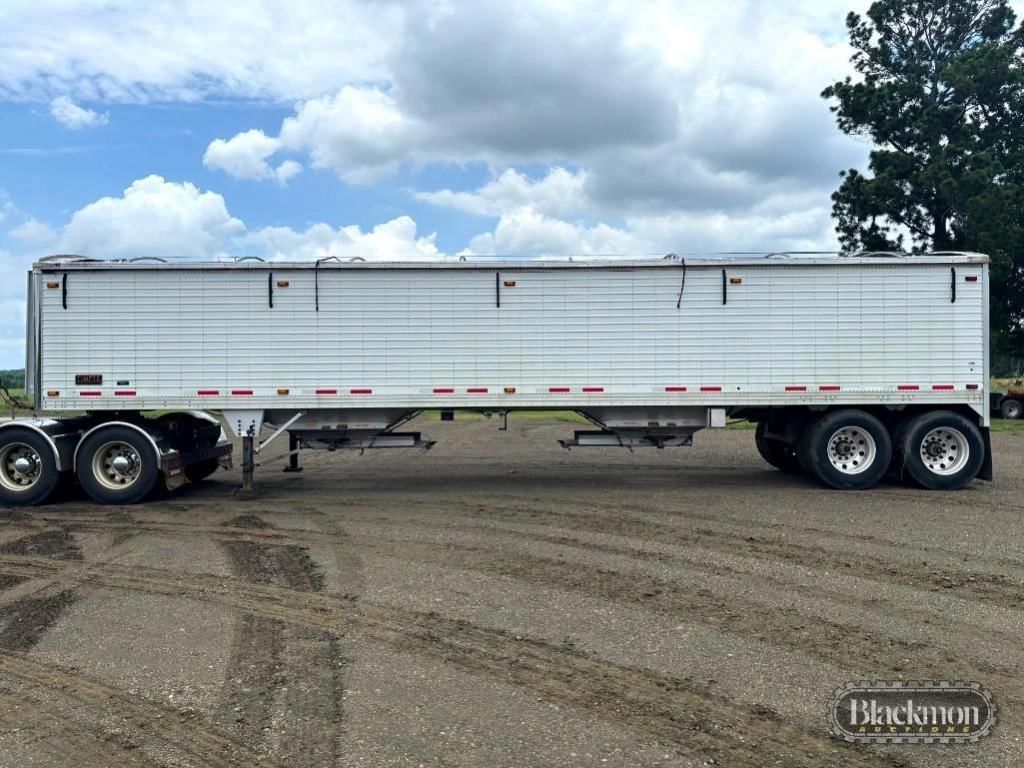 2014 Timpte Super Hopper Equipment Image0