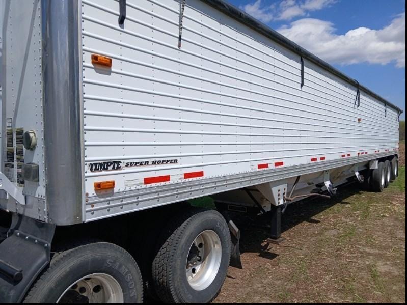 2014 Timpte Super Hopper Equipment Image0