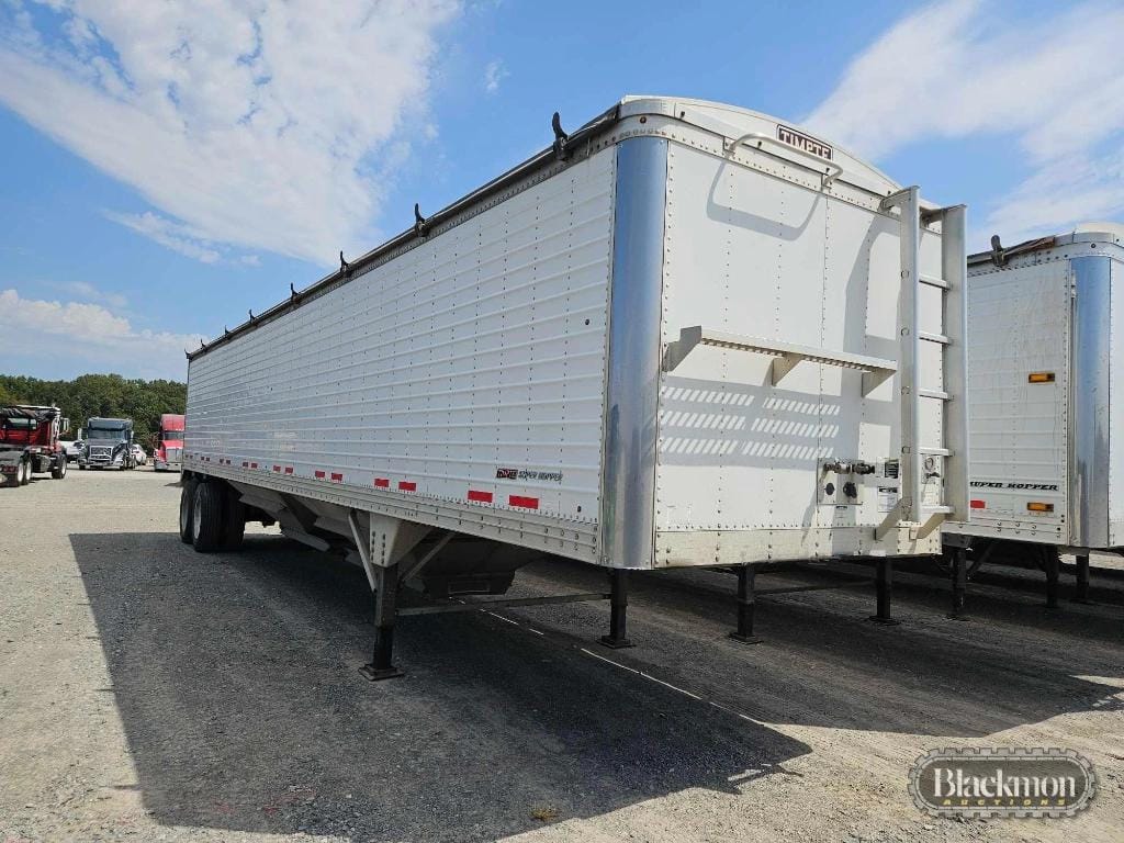 2014 Timpte Super Hopper Equipment Image0