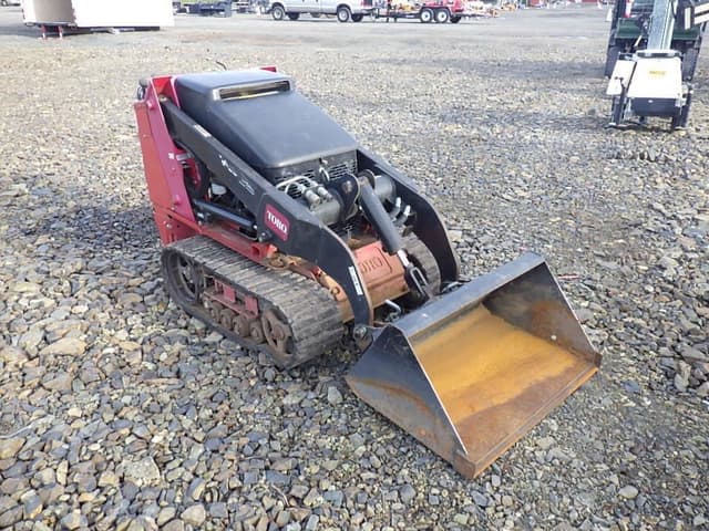 Image of Toro Dingo TX525 equipment image 2