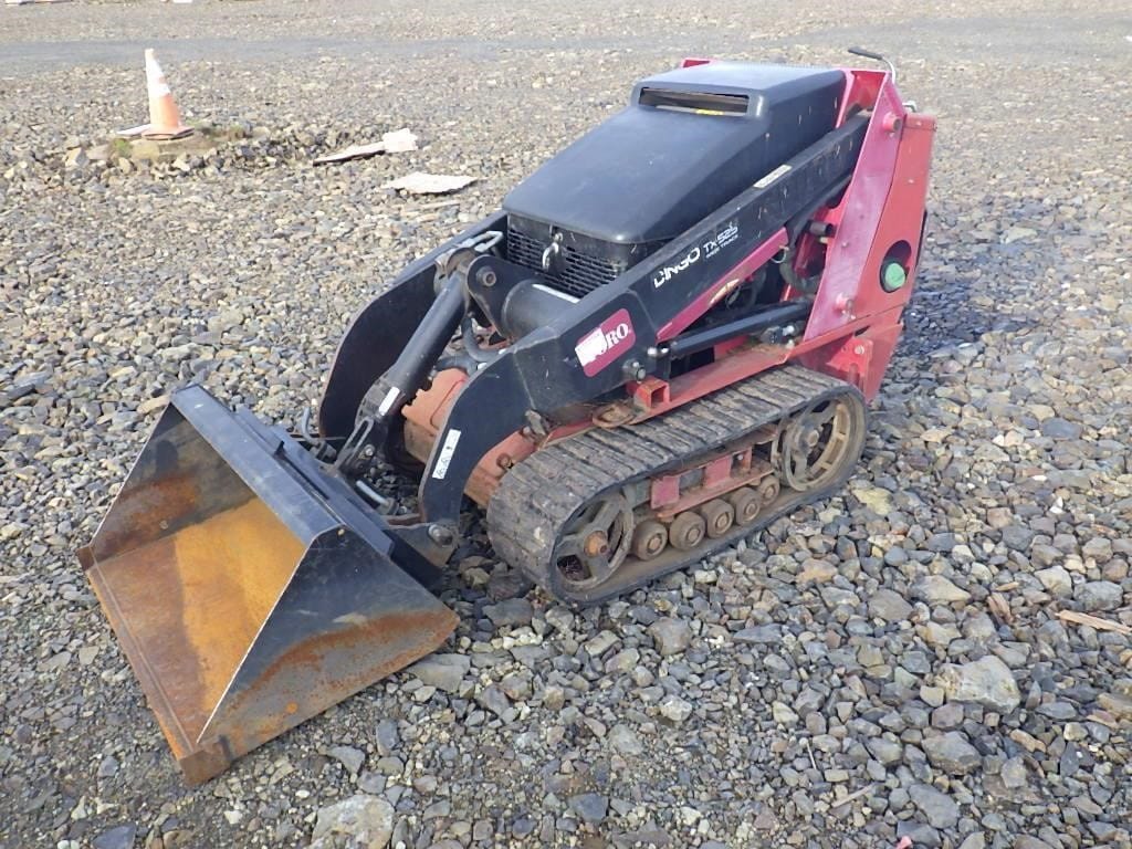 2014 Toro Dingo TX525 Equipment Image0