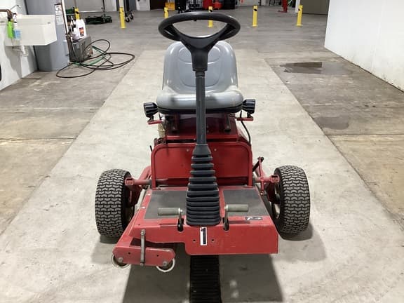 Image of Toro GreensPro 1240 equipment image 3