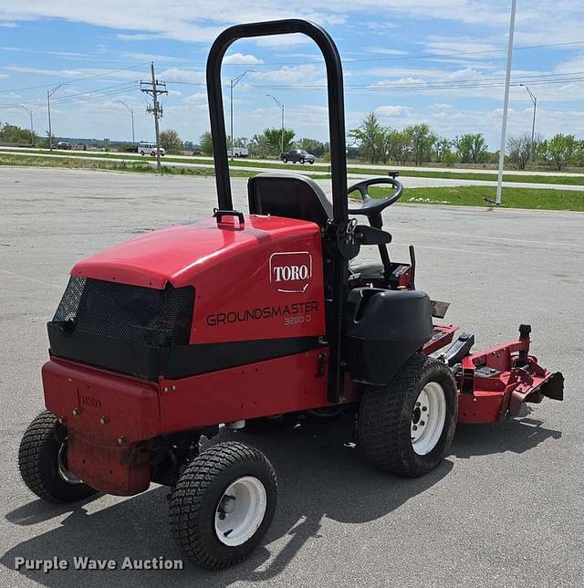 Image of Toro Groundsmaster 3280-D equipment image 4