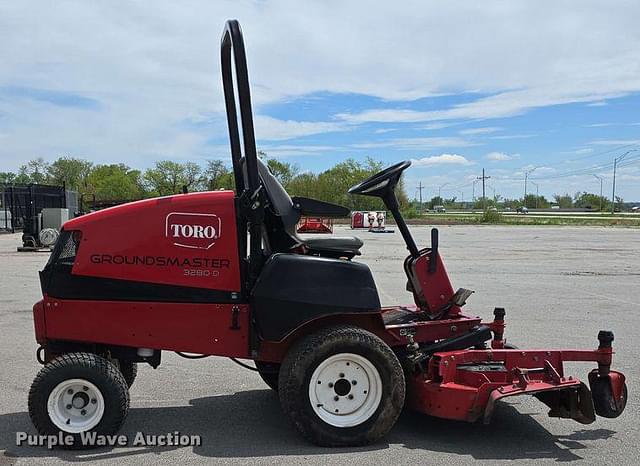 Image of Toro Groundsmaster 3280-D equipment image 3