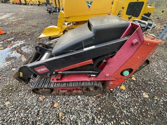 2014 Toro Dingo TX525 Equipment Image0