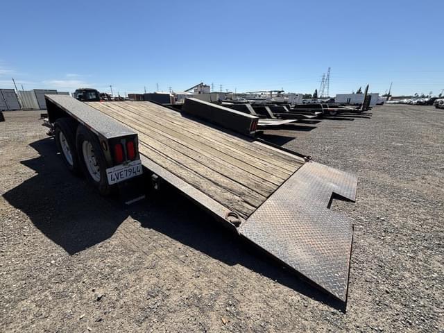 Image of Towmaster T-14DT equipment image 3