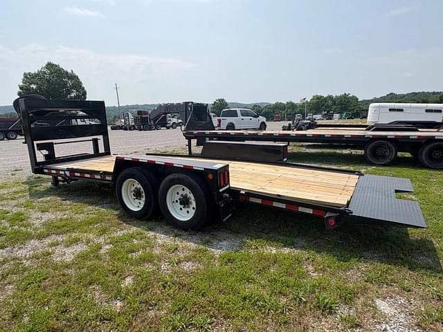 Image of Towmaster T-16DT equipment image 2