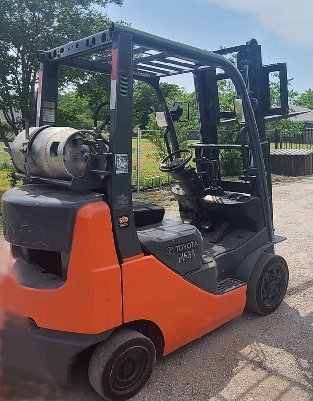 Image of Toyota 8FGCU20 equipment image 3