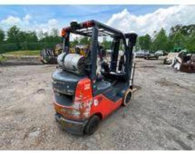 Image of Toyota 8FGCU25 equipment image 4