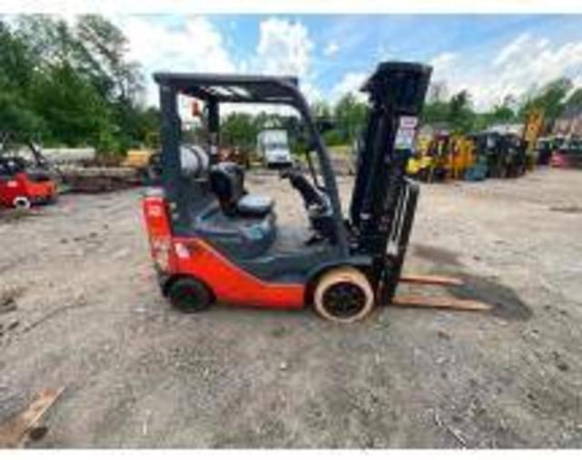 Image of Toyota 8FGCU25 equipment image 3