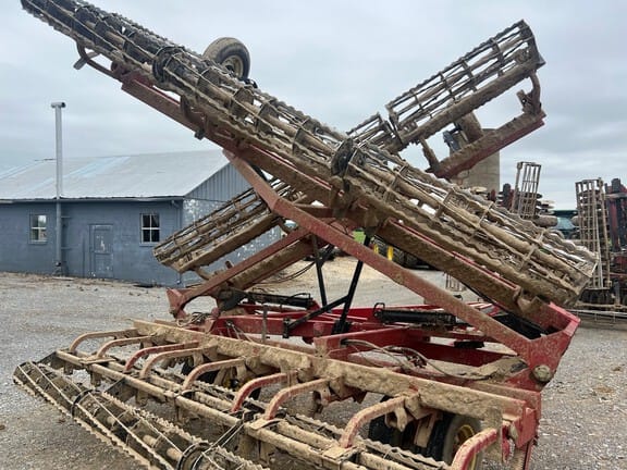 2014 Unverferth 1225 Equipment Image0