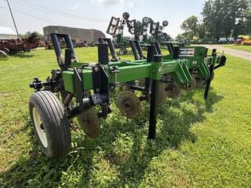 Main image Unverferth Zone-Builder 130