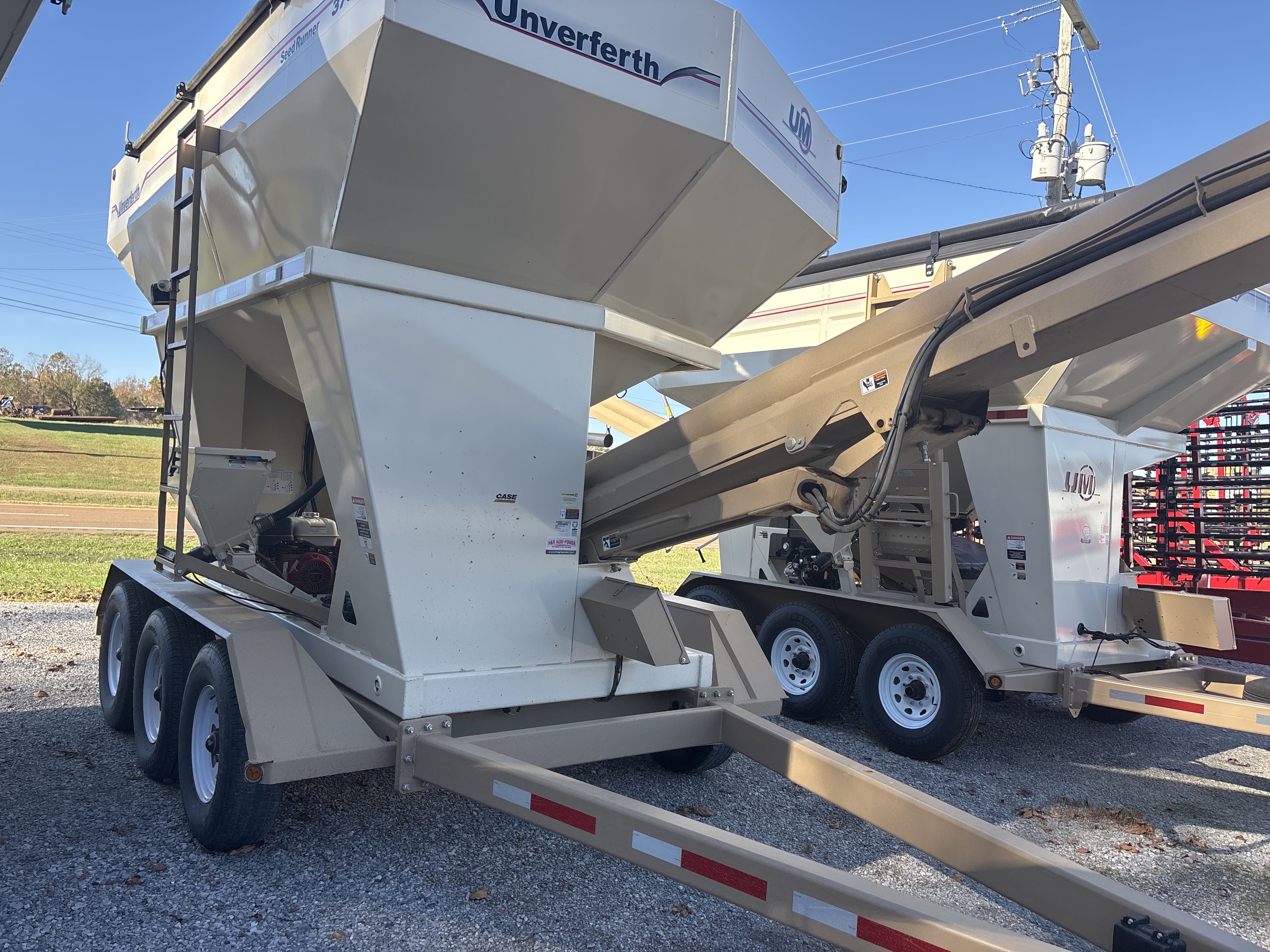 Main image Unverferth 3750