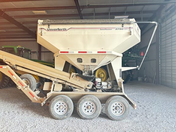 2014 Unverferth 3750 Equipment Image0