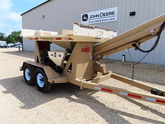 Image of Unverferth Seed Pro 400 equipment image 2