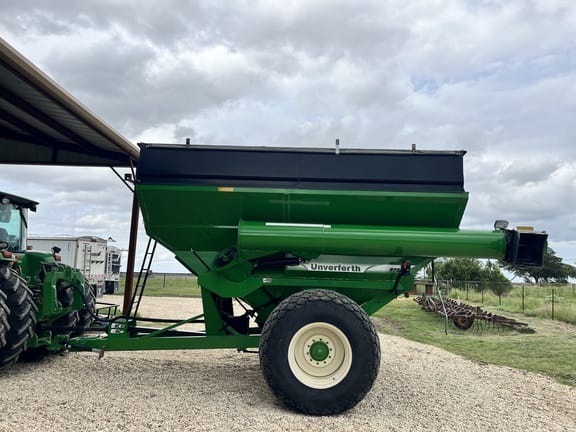 2014 Unverferth 8250 Equipment Image0