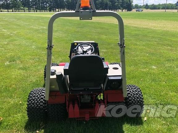 Image of Ventrac 4500Z equipment image 4