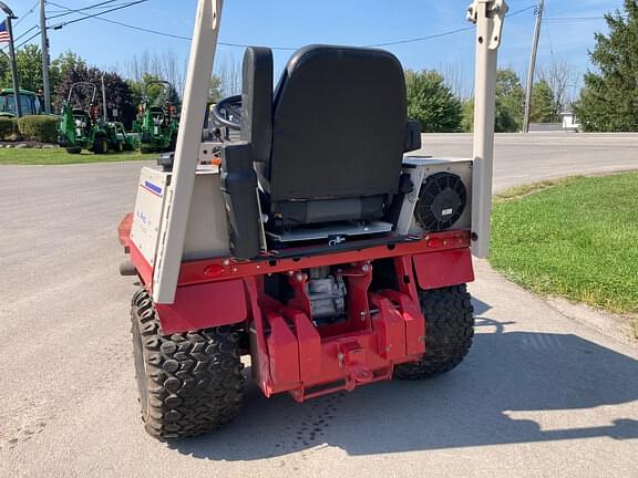 Image of Ventrac 4500Z equipment image 3