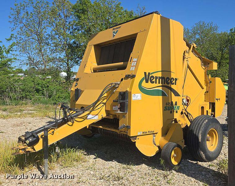 Image of Vermeer 605 Super M Primary image