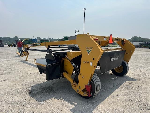 Image of Vermeer MC3700 equipment image 2