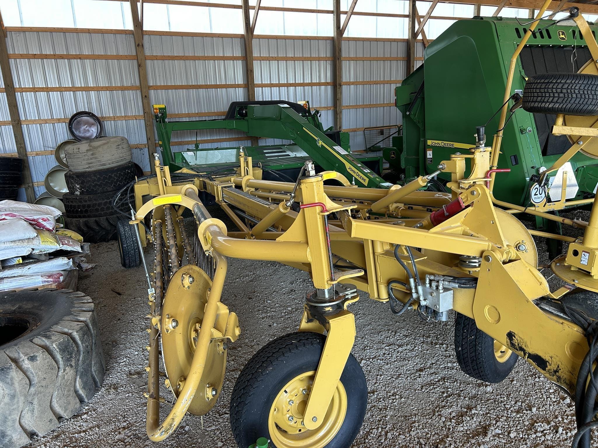 2014 Vermeer R2300 Equipment Image0