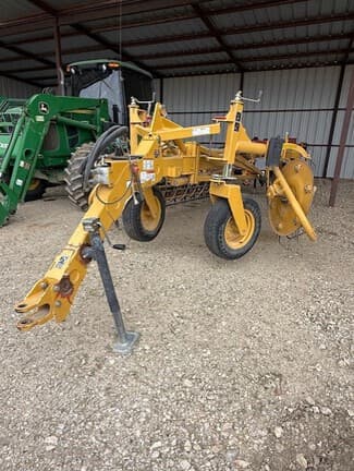 Image of Vermeer R2300 equipment image 2