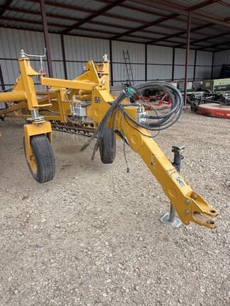 Image of Vermeer R2300 equipment image 4