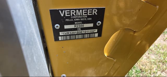 Image of Vermeer R2300 equipment image 4