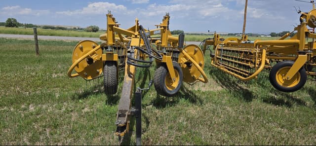 Image of Vermeer R2300 equipment image 2