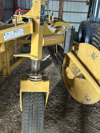 Image of Vermeer R2300 equipment image 2