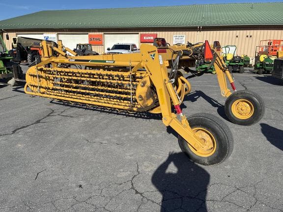 Image of Vermeer R2800 equipment image 2