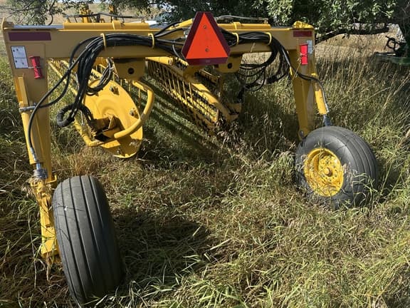 Image of Vermeer R2800 equipment image 4