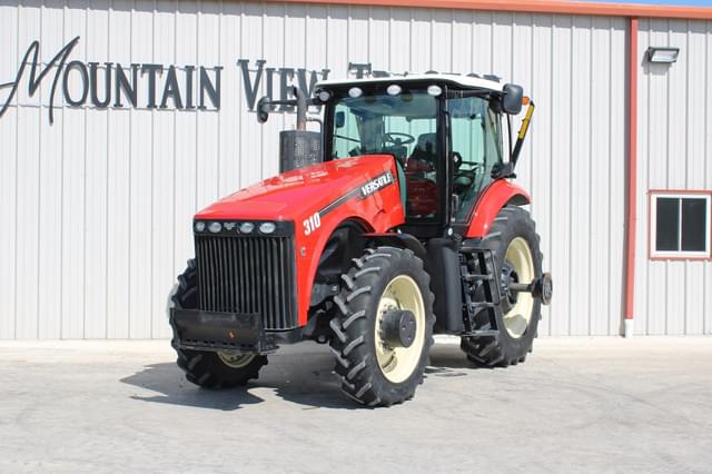 Image of Versatile 310 equipment image 2