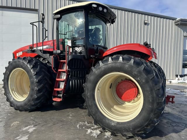 Image of Versatile 400 equipment image 4