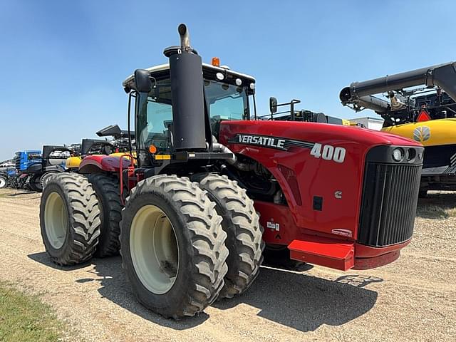Image of Versatile 400 equipment image 3