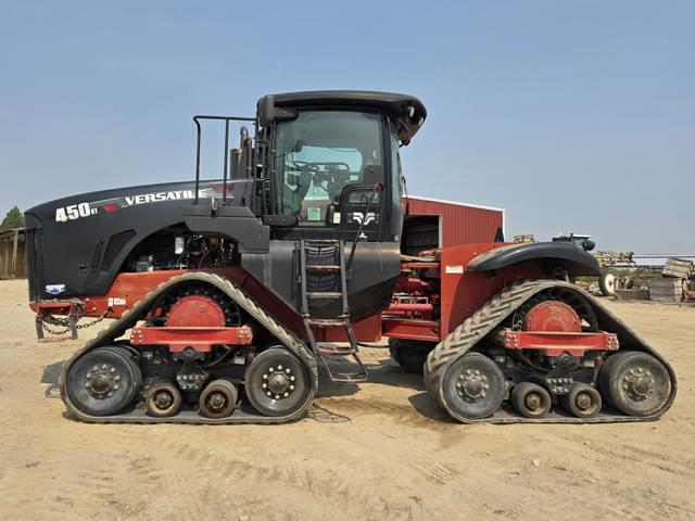 Image of Versatile 450DT equipment image 1