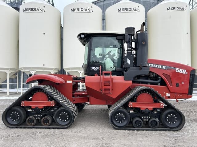 Image of Versatile 550DT equipment image 3