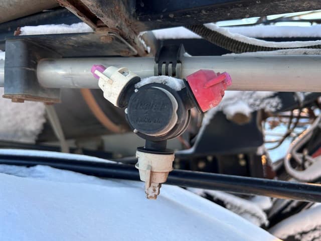 Image of Versatile SX275 equipment image 4