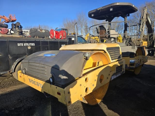 Image of Volvo DD140 equipment image 3