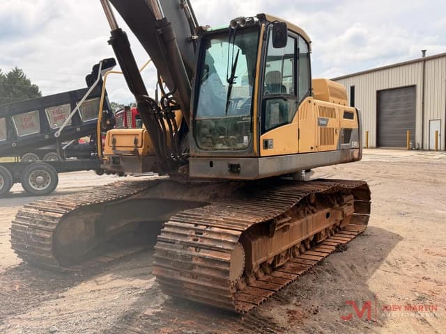 Image of Volvo EC340DL equipment image 4