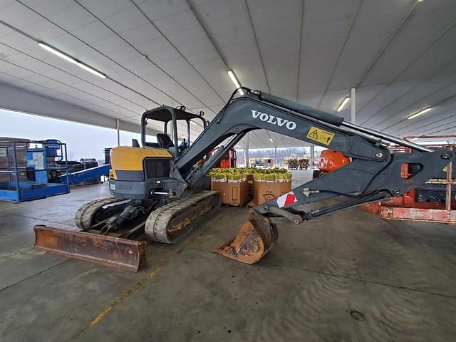 Image of Volvo ECR58D equipment image 2