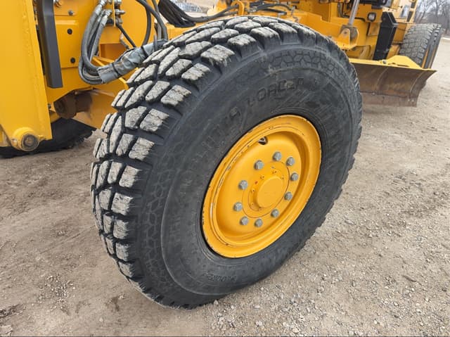 Image of Volvo G946C equipment image 2