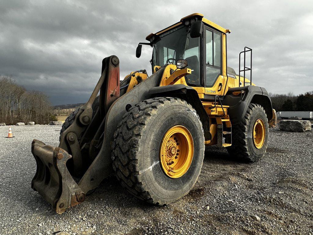 Main image Volvo L110H