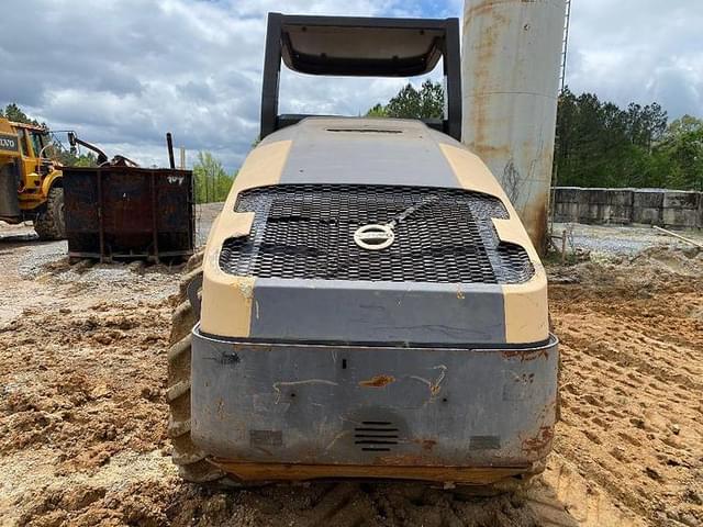 Image of Volvo SD115 equipment image 3