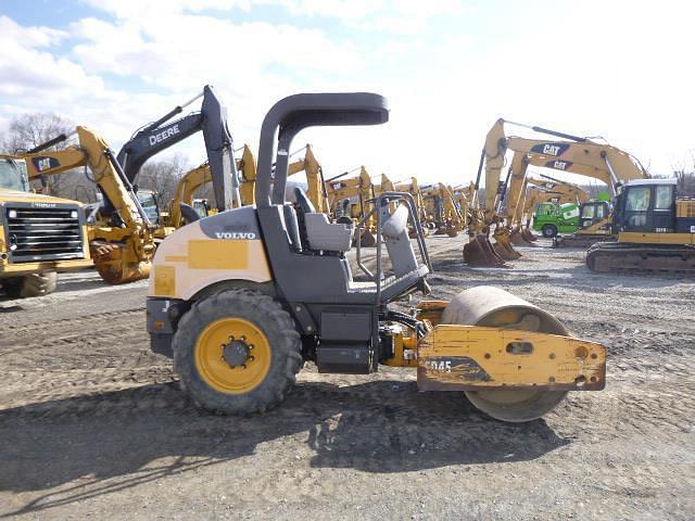 Image of Volvo SD45 equipment image 2