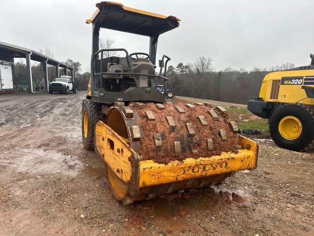 Image of Volvo SD75 equipment image 2