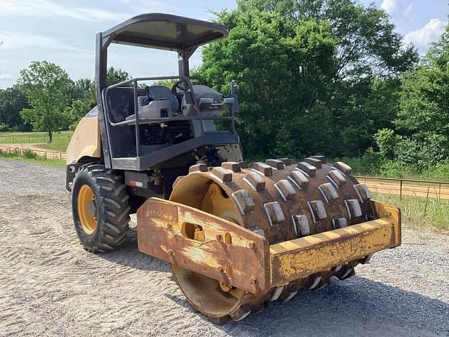 Image of Volvo SD75 equipment image 4