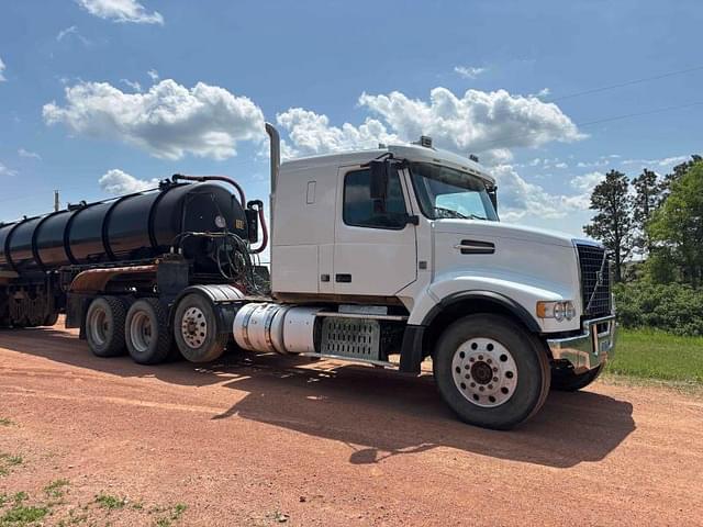 Image of Volvo VHD equipment image 3