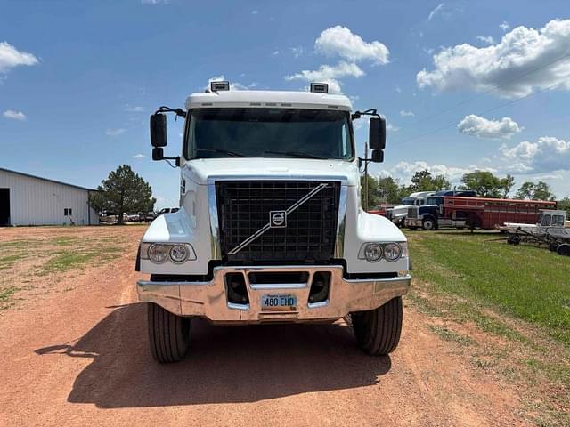 Image of Volvo VHD equipment image 2